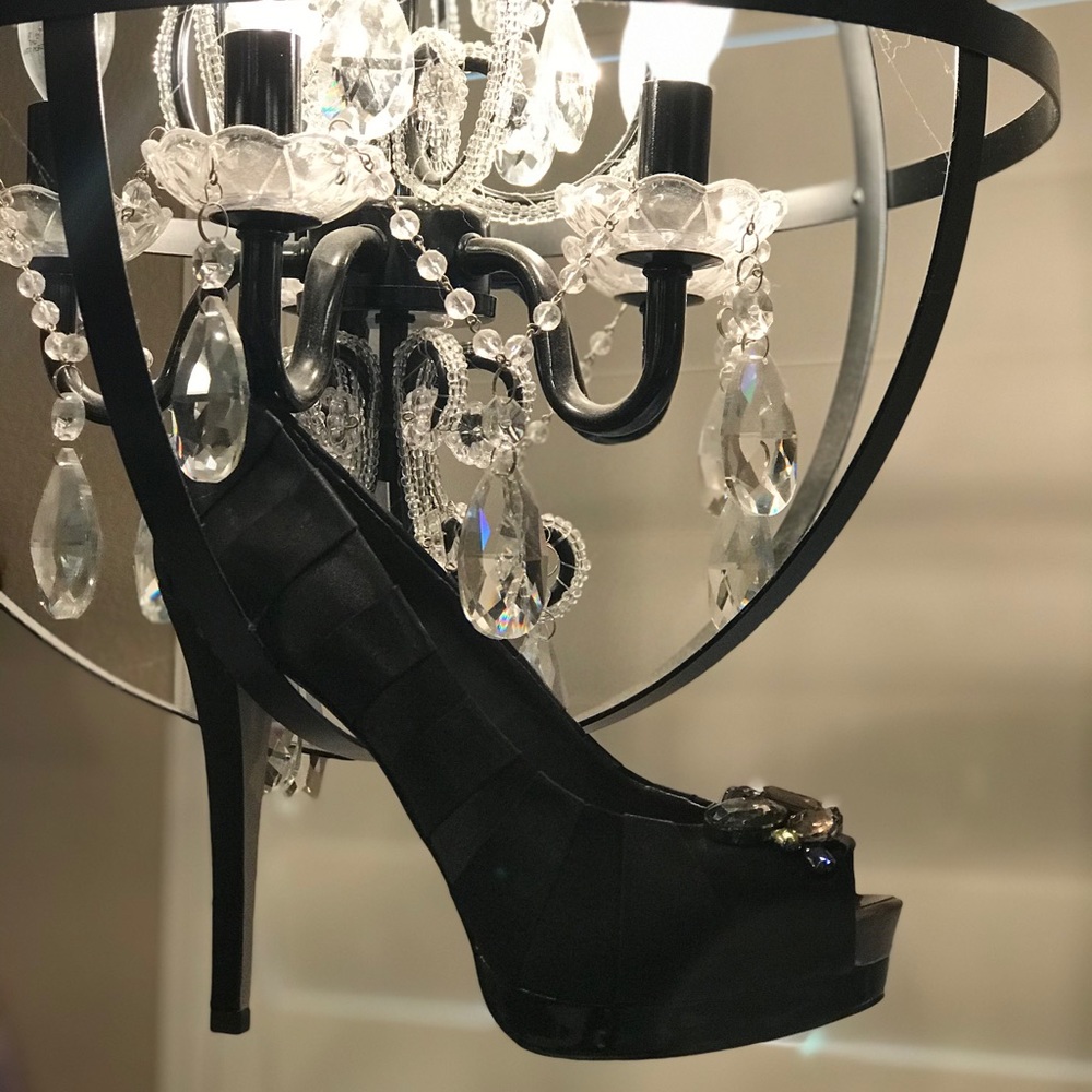 BCBG BLACK LAUREN SATIN PLATFORM W/RHINESTONES 8M